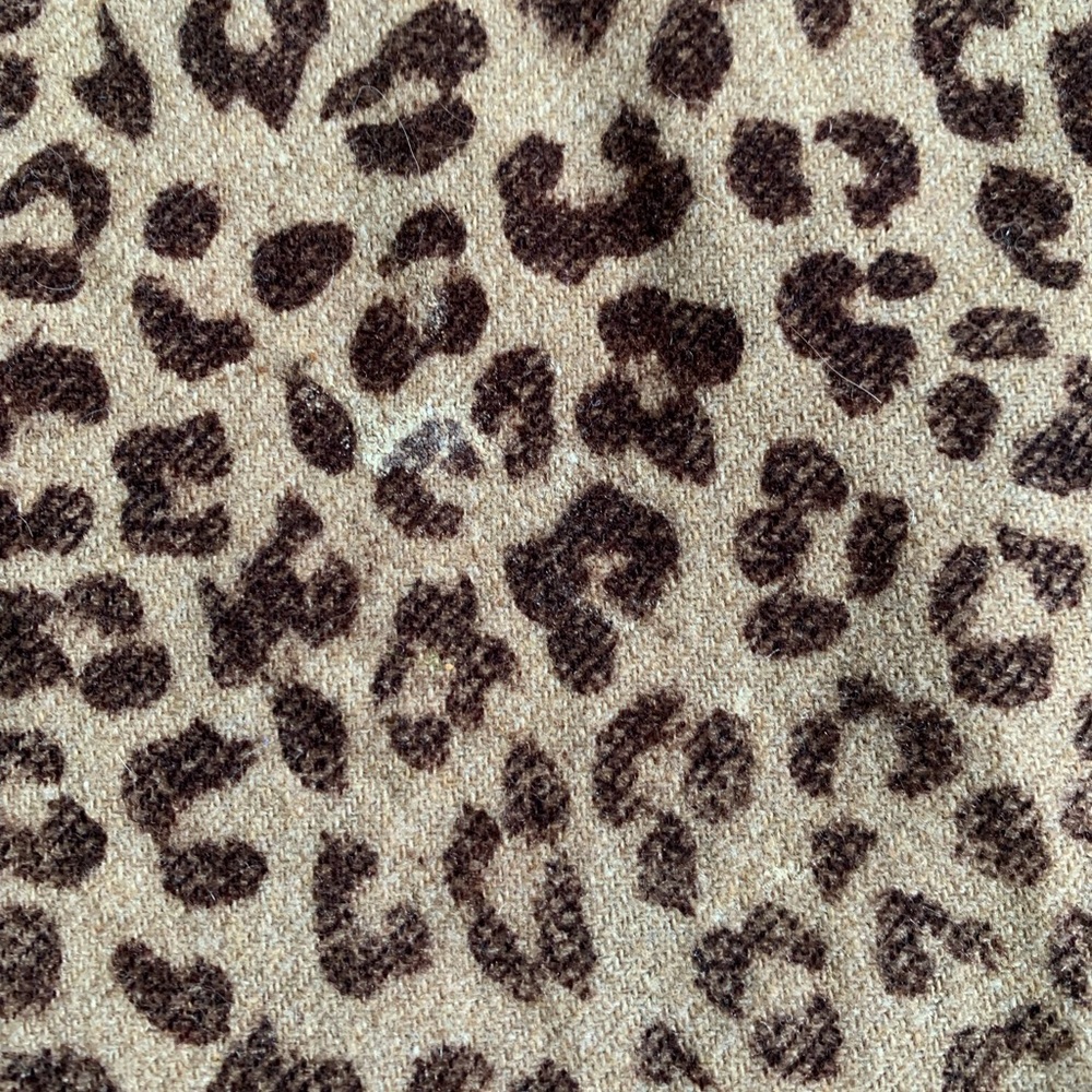 Leopard Inspired Fringed Tapestry Made In Italy - Picture 9 of 10